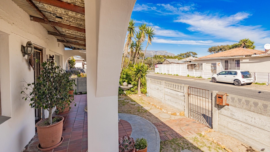 3 Bedroom Property for Sale in Brooklyn Western Cape